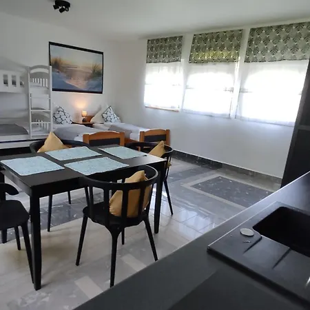 アパート Nad Morzem Ii *